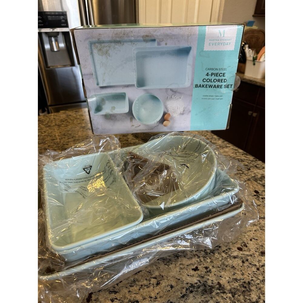 Martha Stewart Everyday Carbon Steel Bakeware 4pc (Set Of 4) Teal NEW